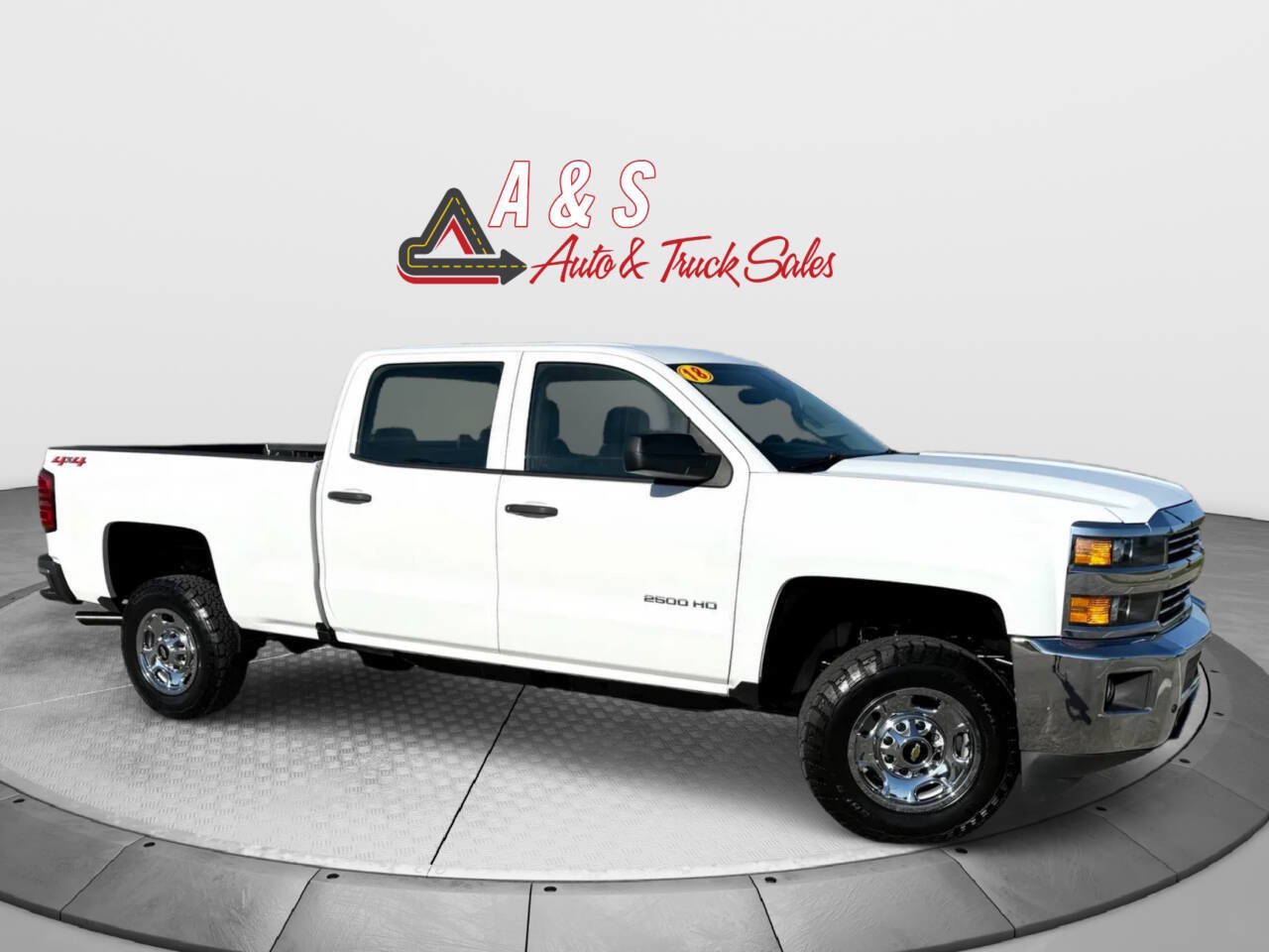 Used 2018 Chevrolet Silverado 2500 W/T AWD/4WD image 1