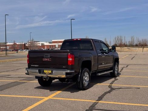 Used 2016 GMC Sierra 2500 SLT w/ Driver Alert Package image 3