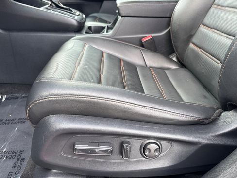 Certified 2025 Honda CR-V Sport-L image 15