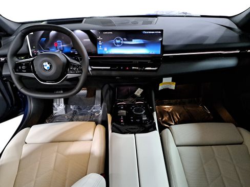 New 2026 BMW 530i w/ Premium Package image 9