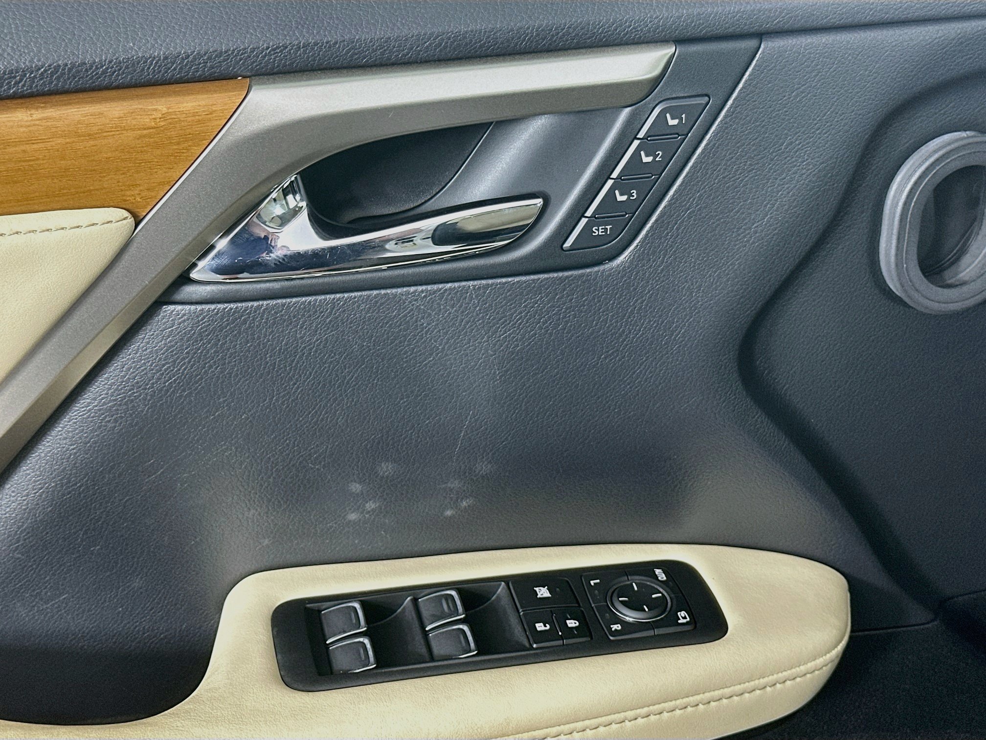 Used 2021 Lexus RX 450h AWD w/ Premium Package image 15