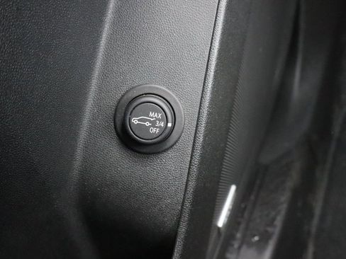 Used 2023 Chevrolet Equinox RS w/ RS Leather Package image 25