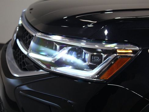 Used 2022 Volkswagen Taos SEL image 16