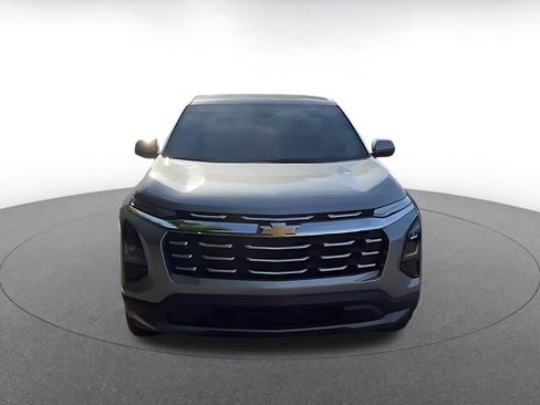 Used 2025 Chevrolet Equinox LT FWD image 4