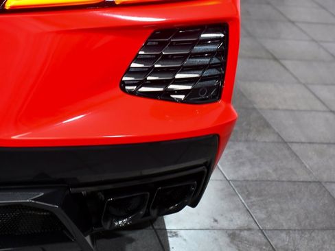 Used 2024 Chevrolet Corvette Stingray w/ Z51 Performance Package image 88