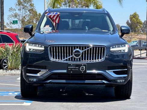 Certified 2023 Volvo XC90 B5 Plus AWD/4WD image 8