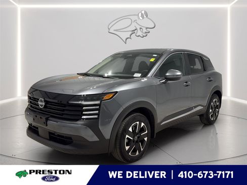 Used 2025 Nissan Kicks SV w/ Illumination Package AWD/4WD image 1