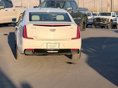 Used 2019 Cadillac XTS Luxury image 4