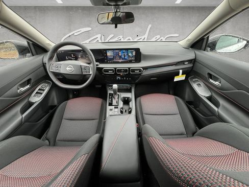 New 2026 Nissan Sentra SR w/ Floor Mat Package FWD image 20