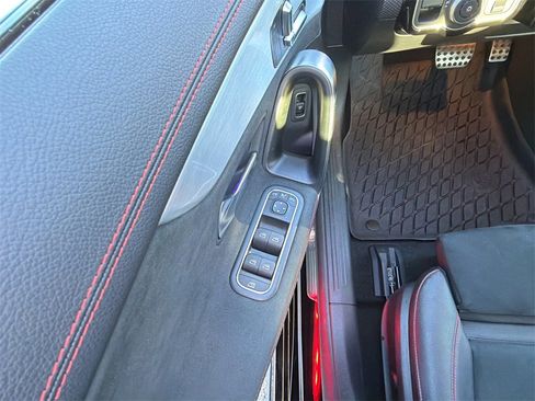 Used 2023 Mercedes-Benz CLA 250 image 6