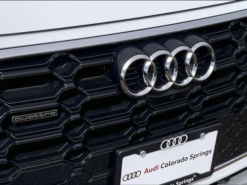 Used 2023 Audi Q5 2.0T Premium Plus w/ Premium Plus Package AWD/4WD image 30