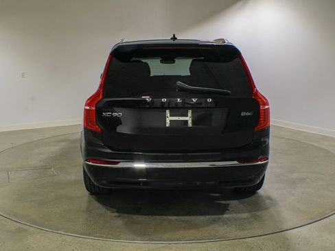 Used 2023 Volvo XC90 B6 Ultimate AWD/4WD image 4
