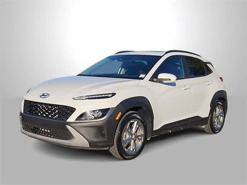 Certified 2022 Hyundai Kona SEL w/ Convenience Package image 4