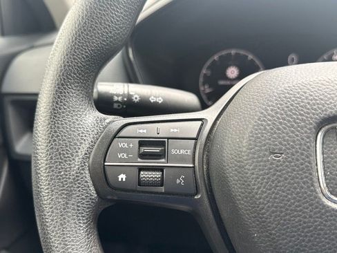 Used 2023 Honda CR-V EX image 14