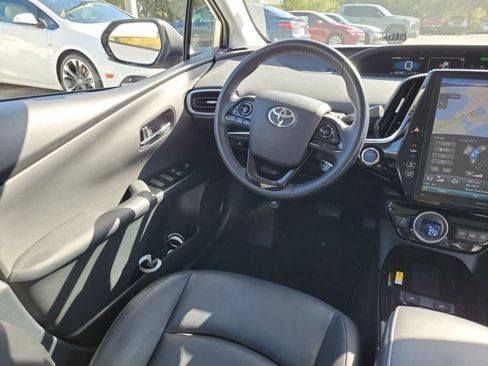 Used 2021 Toyota Prius Prime XLE w/ Carpet Mat Package (TMS) image 22