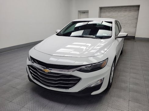 Used 2025 Chevrolet Malibu LS FWD image 15