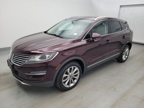 Used 2018 Lincoln MKC Select w/ Select Plus Package AWD/4WD image 2