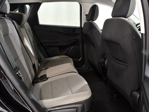 Used 2022 Ford Escape SE w/ SE Sport Appearance Package AWD/4WD image 19