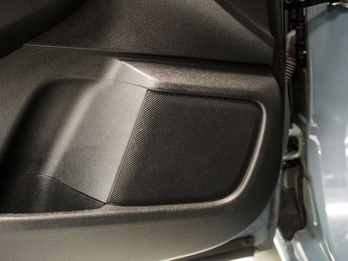 Used 2025 Nissan Sentra SV FWD image 16