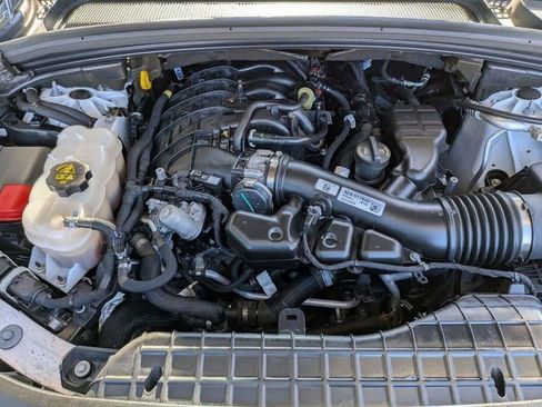 Used 2023 Jeep Grand Cherokee Altitude AWD/4WD image 28