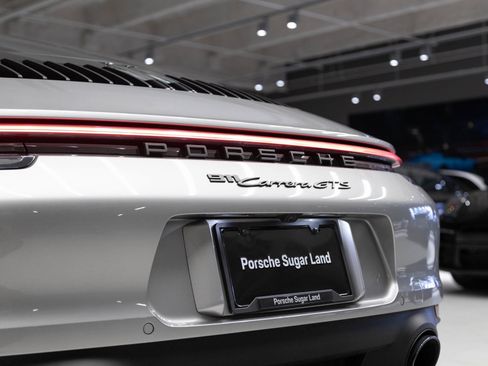 Certified 2024 Porsche 911 Carrera GTS image 31