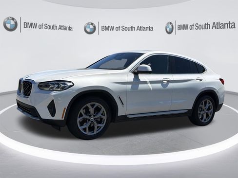 Used 2025 BMW X4 xDrive30i AWD/4WD image 23