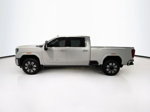 Used 2025 GMC Sierra 3500 Denali w/ Denali Reserve Package AWD/4WD image 4