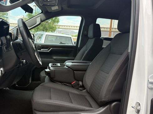 Used 2025 GMC Sierra 1500 Elevation AWD/4WD image 30