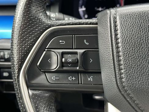 Used 2024 Toyota Tacoma TRD Off-Road AWD/4WD image 11