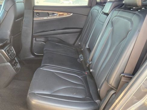 Used 2020 Lincoln Nautilus Reserve image 20