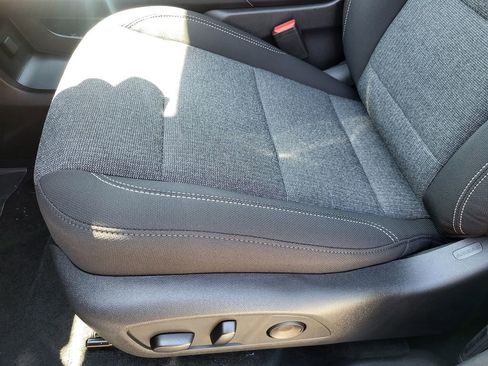 New 2026 GMC Acadia Elevation image 14