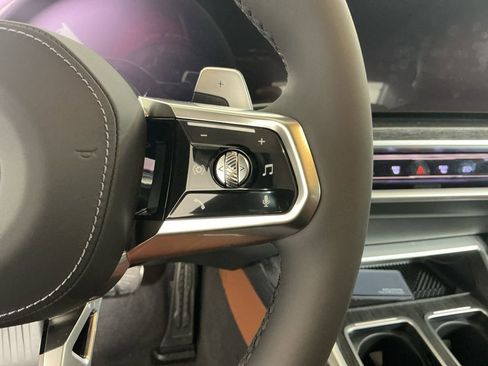 New 2026 BMW 750e xDrive image 15