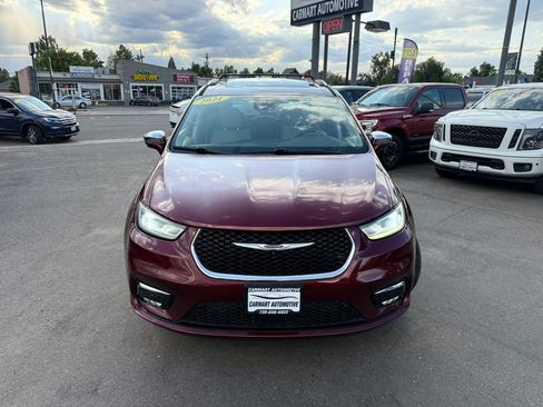 Used 2021 Chrysler Pacifica Limited w/ Premium & Safety Sphere Group AWD/4WD image 4