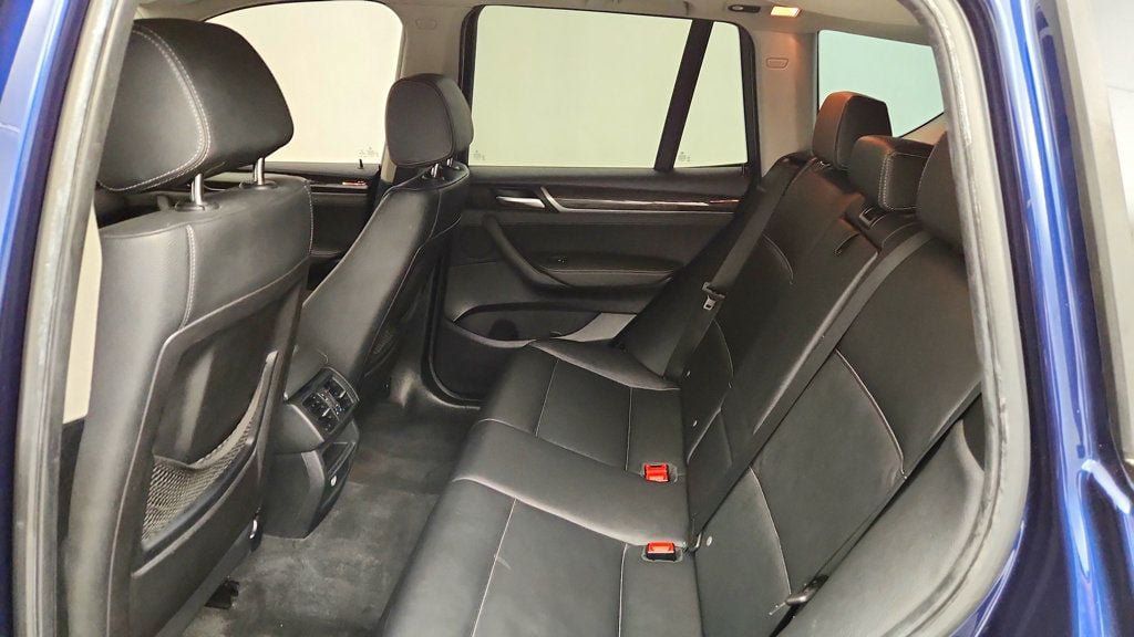 Used 2017 BMW X3 sDrive28i RWD image 22