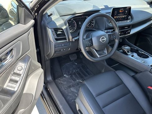 New 2025 Nissan Rogue SV w/ SV Premium Package image 9