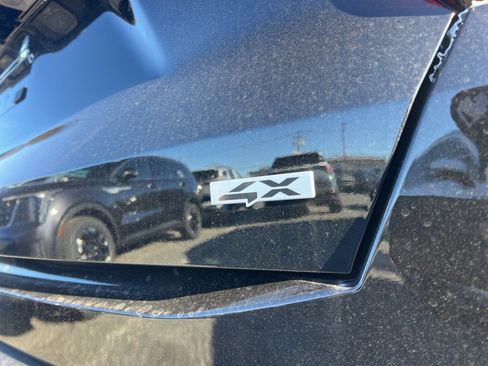 New 2026 Kia Sorento S image 7