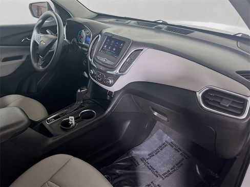 Used 2020 Chevrolet Equinox LT image 26
