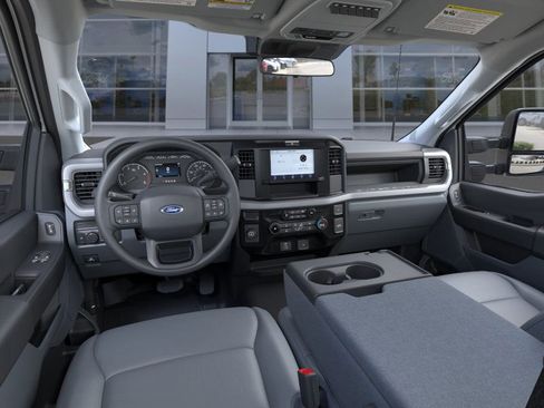 New 2026 Ford F350 XL w/ 360-Degree Camera Package RWD image 9
