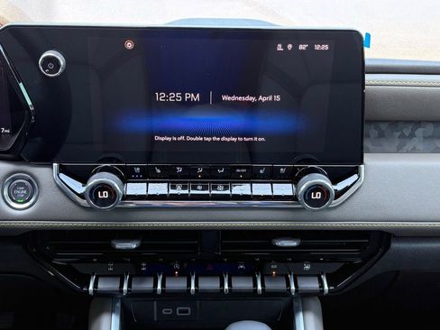 New 2026 Chevrolet Colorado ZR2 AWD/4WD image 19