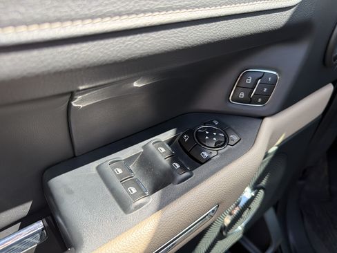 Used 2023 Ford Expedition Max XLT RWD image 12