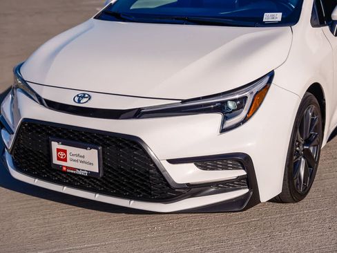 Certified 2025 Toyota Corolla SE w/ Convenience Package FWD image 11