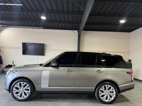 Used 2019 Land Rover Range Rover Supercharged AWD/4WD image 9