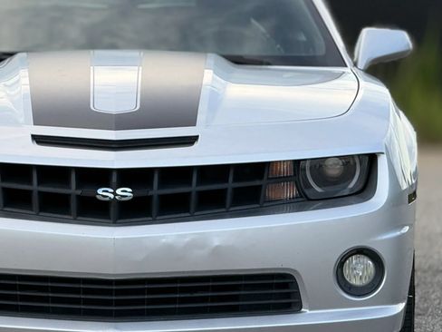 Used 2011 Chevrolet Camaro SS w/ RS Package RWD image 12