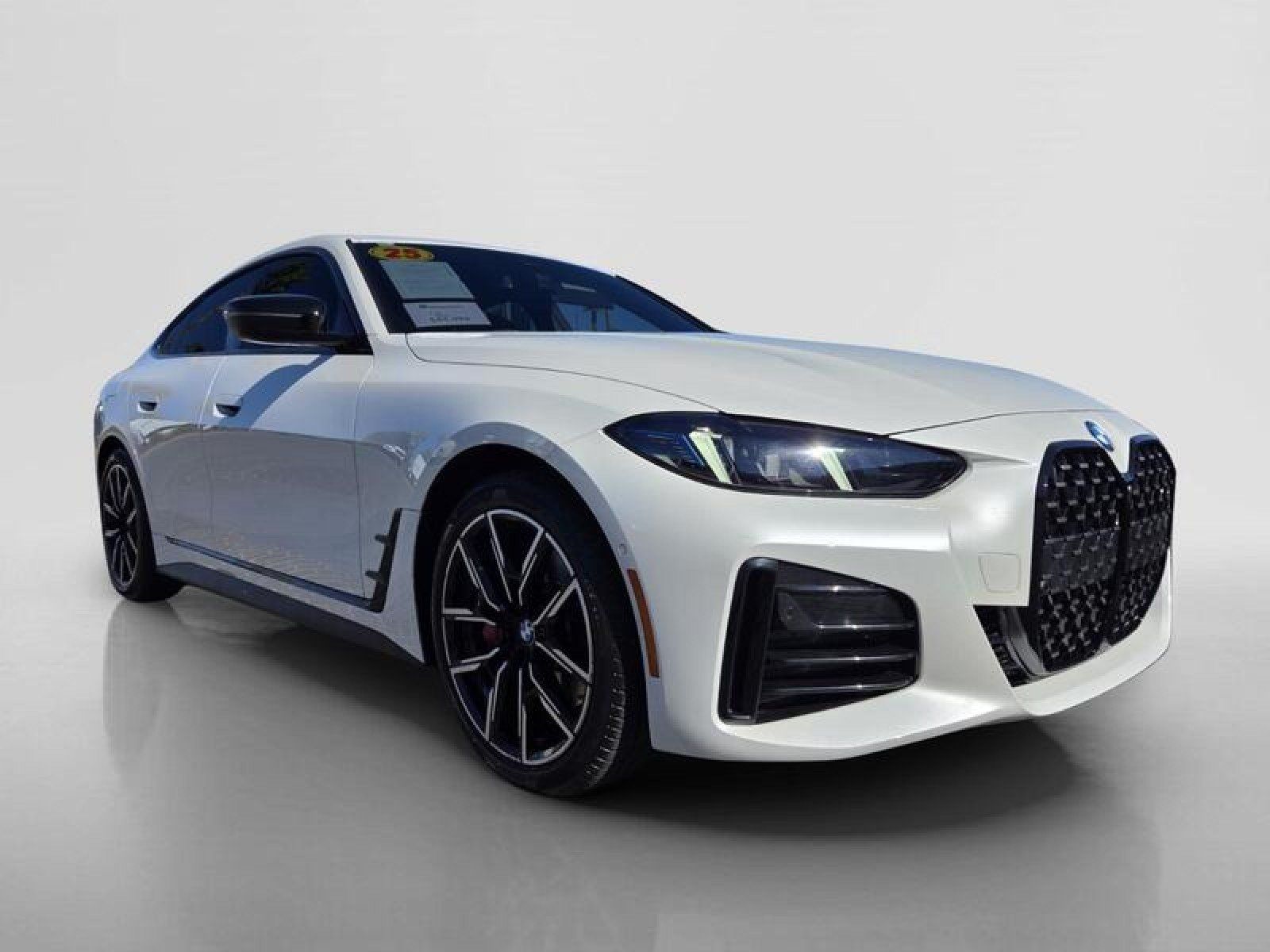 Used 2025 BMW 430i w/ M Sport Package RWD image 7