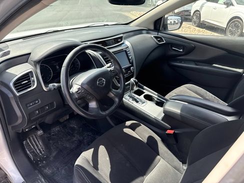 Used 2020 Nissan Murano SV AWD/4WD image 9