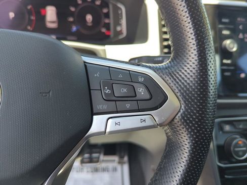 Used 2023 Volkswagen Atlas SEL Premium AWD/4WD image 38