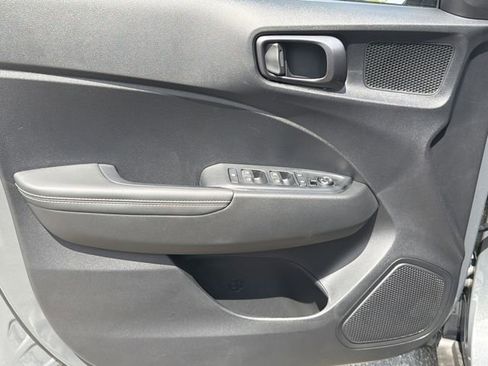 New 2026 Hyundai Venue SEL FWD image 10