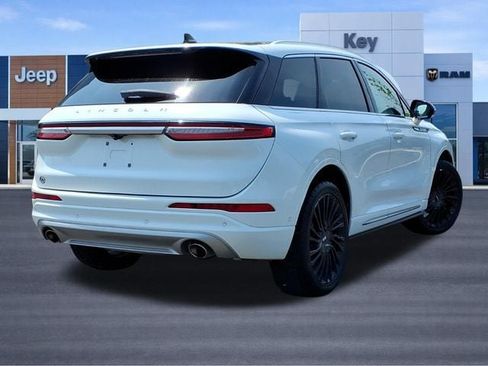 Used 2021 Lincoln Corsair Reserve AWD/4WD image 5