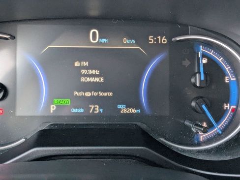 Used 2025 Toyota RAV4 XLE image 17