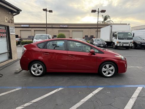 Used 2010 Toyota Prius FWD image 4